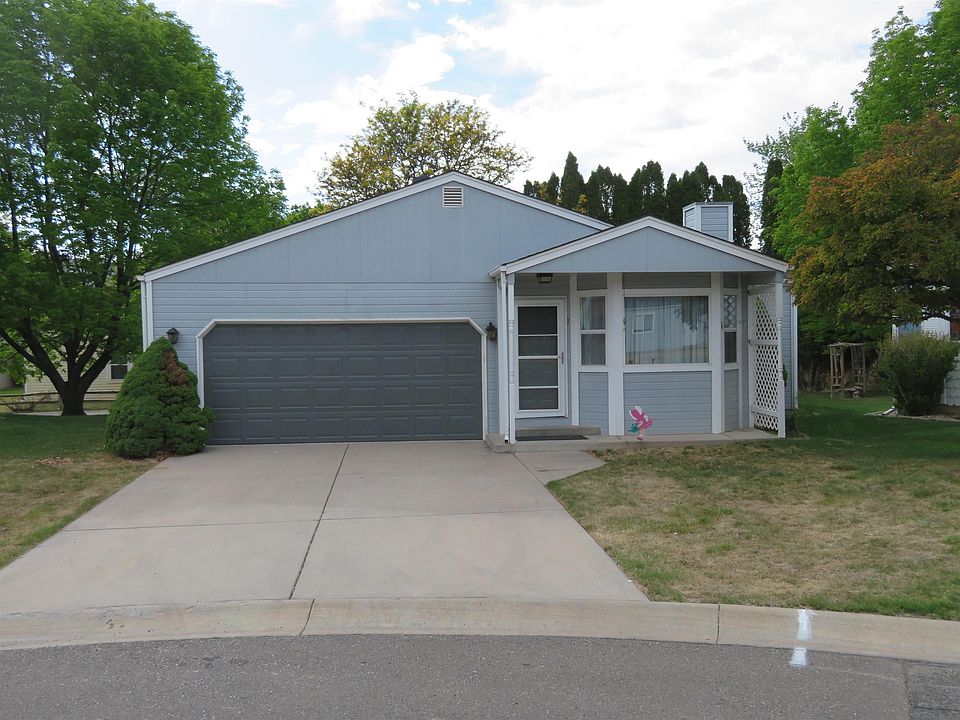 1st image of 7 Rheims Ct