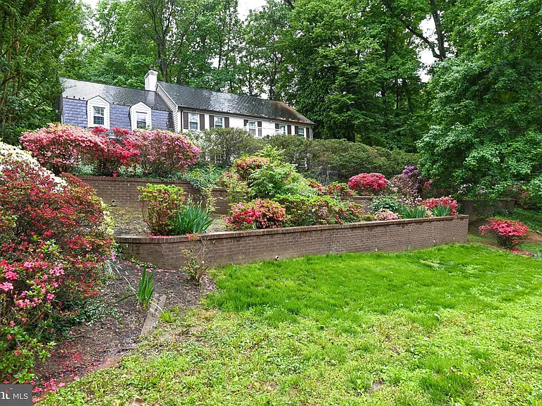 7845 Old Dominion Dr — Photo 9