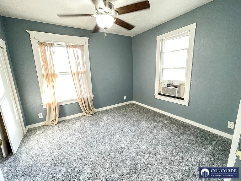 2224 A St — Photo 4