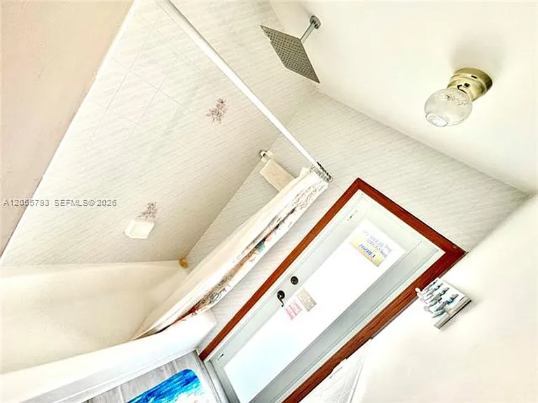 18701 Wentworth Dr #18701 — Photo 24