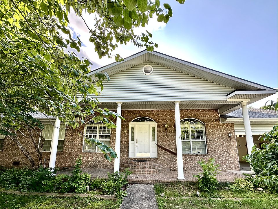 1st image of 2319 N Aspen Dr
