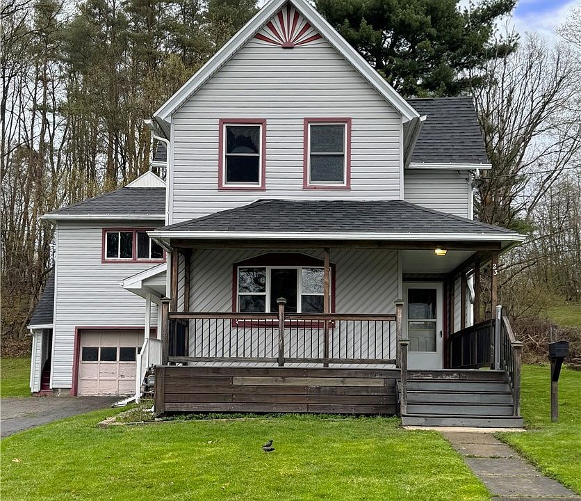 1st image of 23 Oak St