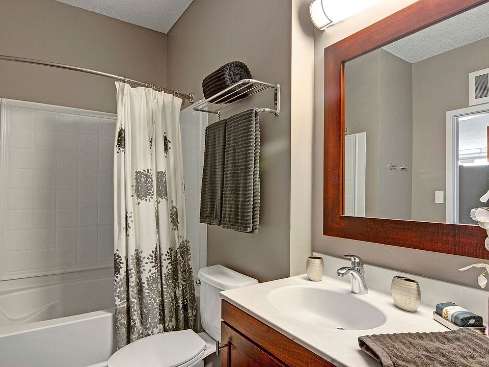 Marbella on Dean Bathroom