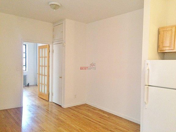 4th image of 17 Stuyvesant St APT 7