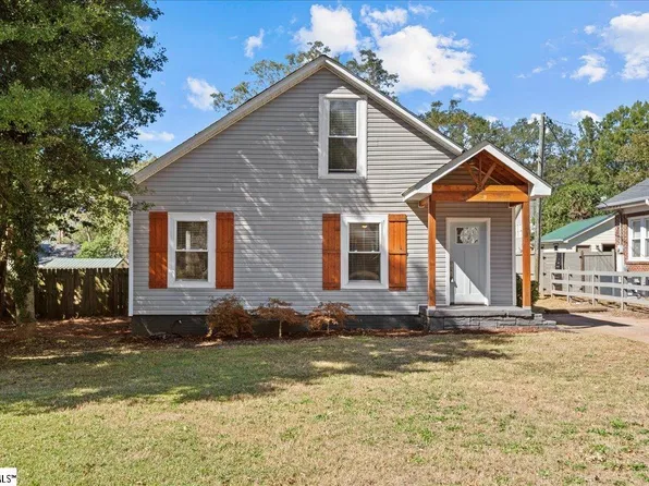 208 Brookdale Ave, Greenville, SC 29607