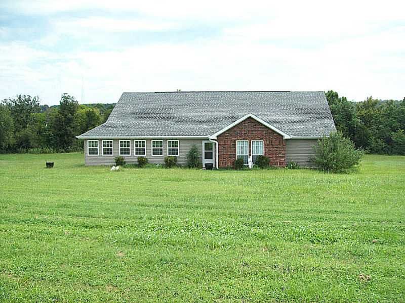 1st image of 1111 Thompson Ln