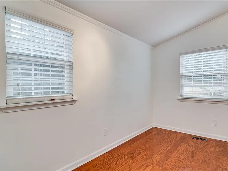 1756 Dresden Dr NE — Photo 29