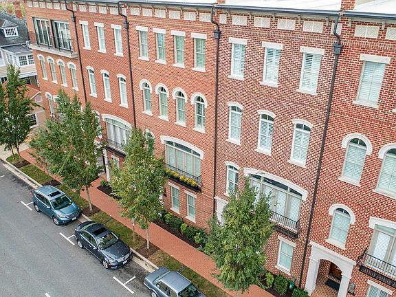 5th image of 510 Amelia St