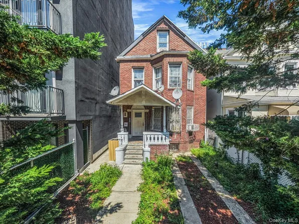 2811 Clarendon Road, Brooklyn, NY 11226