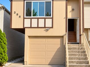 398 Green Valley Rd #1, Staten Island, NY 10312