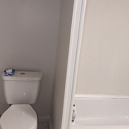3rd image of 180 Maddy Dr
