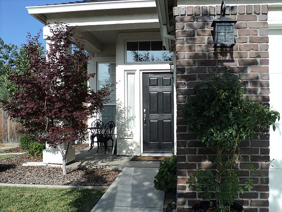 2nd image of 2130 Bettencourt Way