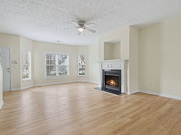 2nd image of 2545 Walden Lake Dr #1