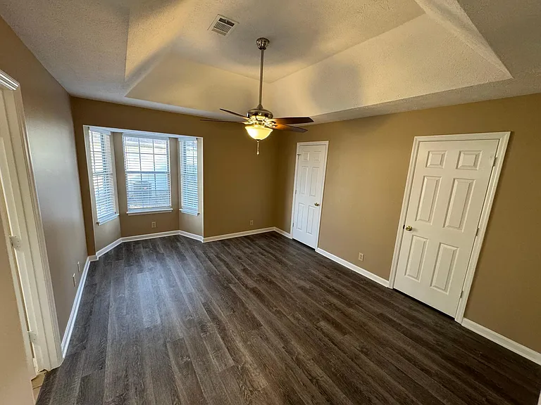 612 N Stonegate Dr — Photo 11
