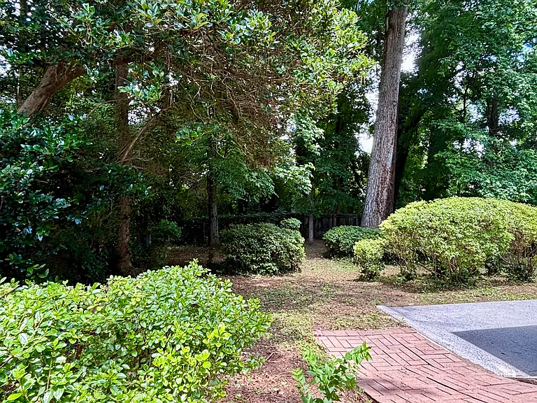 2704 Harrington Dr — Photo 22
