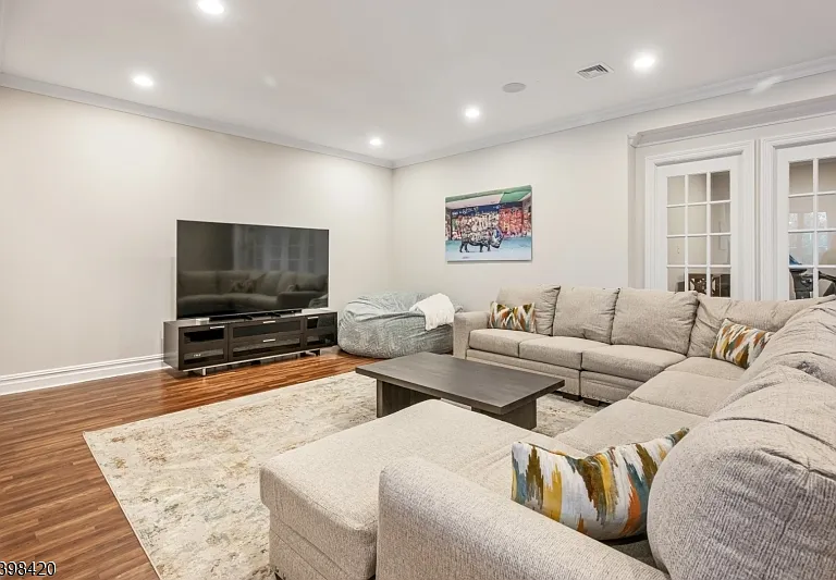 7 W Serafin Way — Photo 18