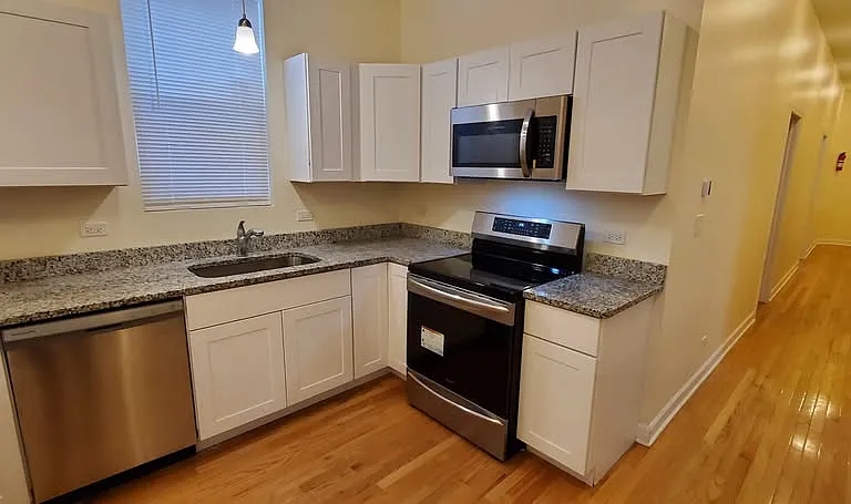 6619 S Drexel Ave — Photo 1