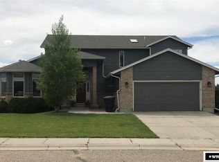 1530 S Forest Dr, Casper, WY 82609