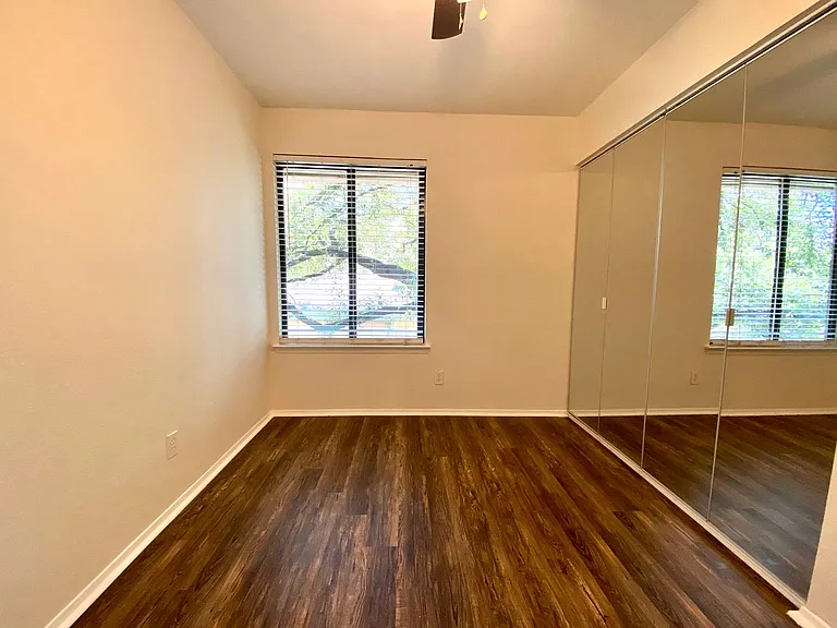 9535 Quail Village Ln — Photo 18