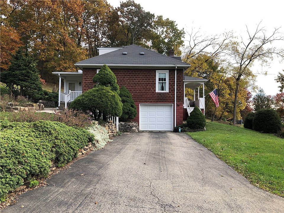 1st image of 204 Upper Ln