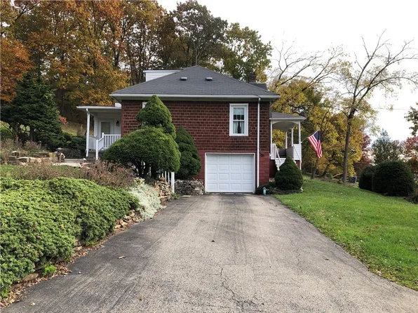 204 Upper Ln, Greensburg, PA 15601