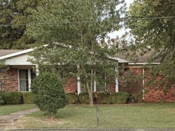400 N 1st St, Marmaduke, AR 72443