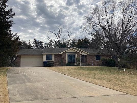 1st image of 5611 SW Glendale Ct