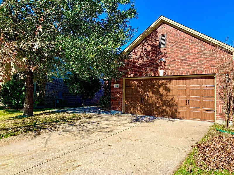 1st image of 2107 Golden Arrow Ave