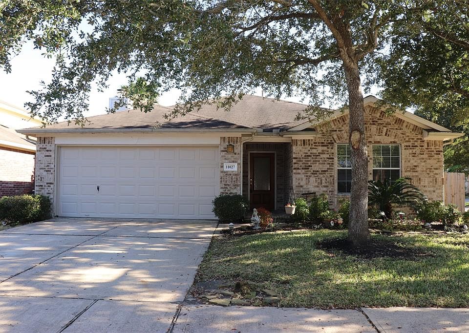 1st image of 11027 Stoneridge Canyon Ct