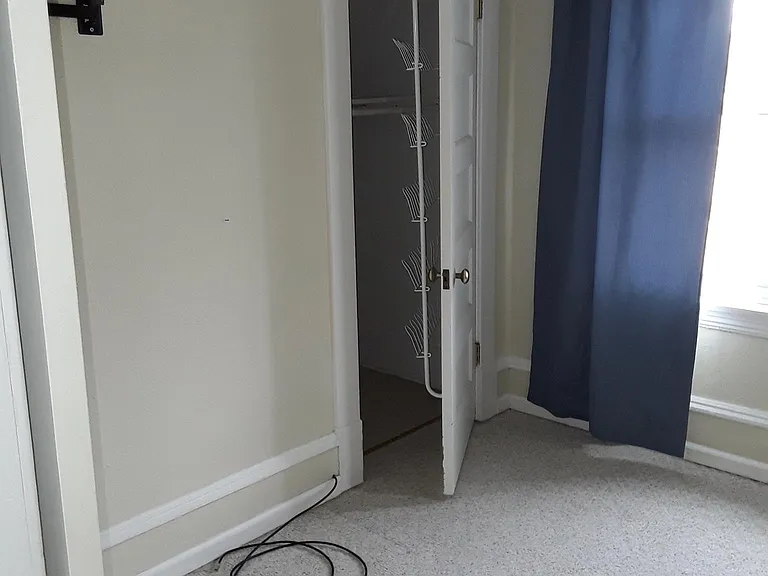 upper bedroom #2