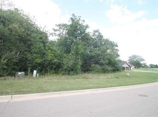 2615 Arbor Ridge Way, Janesville, WI 53548