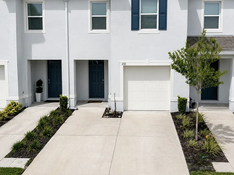 232 Reena Dr — Photo 1