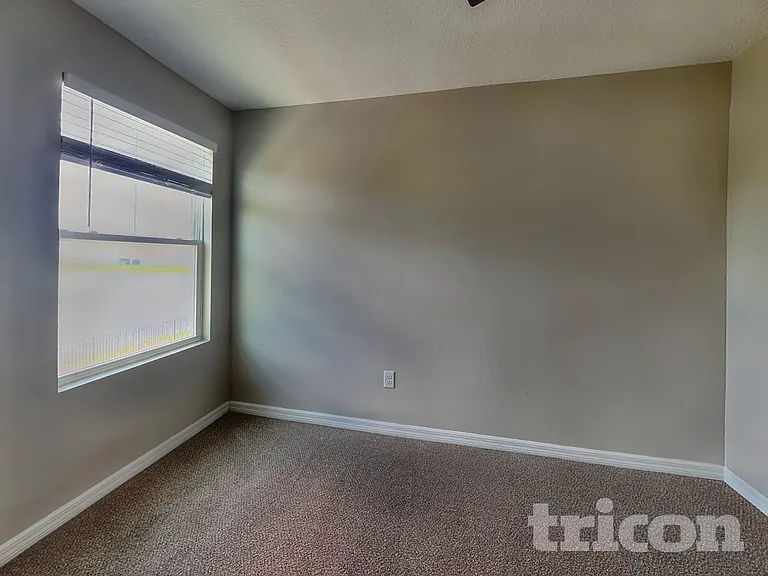 12930 Oak Hill Way — Photo 10