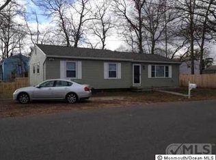 63 Oak St, Beachwood, NJ