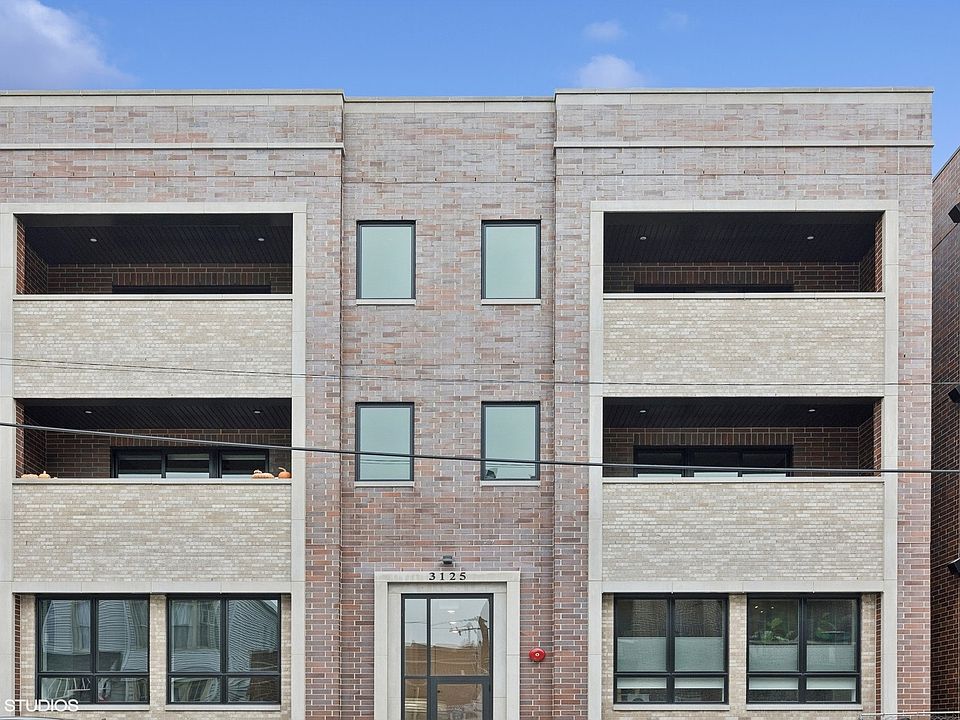 1st image of 3121 N Clybourn Ave #1N
