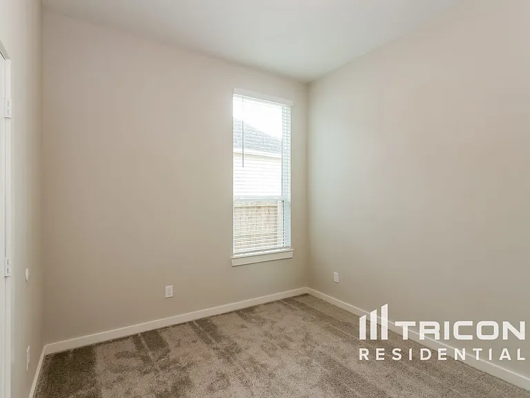 Tricon Veranda — Photo 48