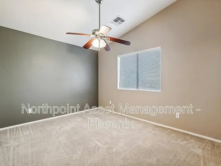 4906 N 113th Dr — Photo 14