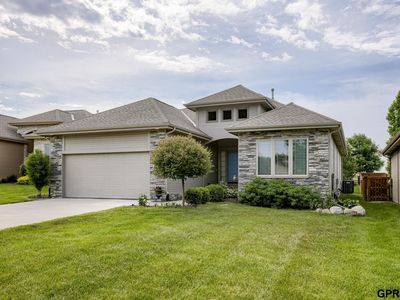 1031 N 183rd Cir, Elkhorn, NE, 68022
