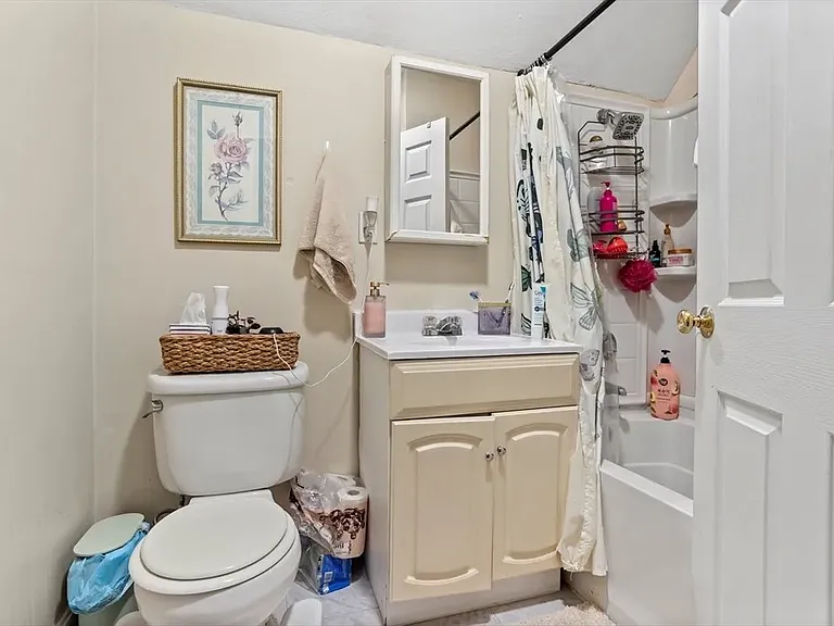 322 Pawtucket St #2 — Photo 9