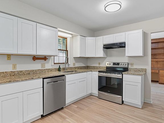 4th image of 2425 Harpoon Dr