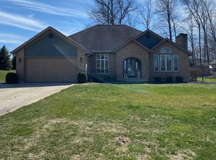 7449 Forest Ln N, New Bremen, OH 45869