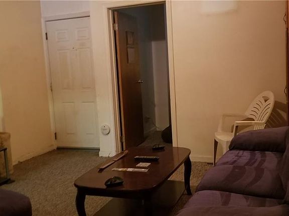 2nd image of 1312 Walnut Ave