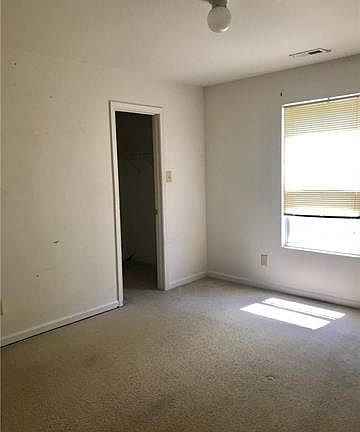 5th image of 8614 Herons Pond Ct