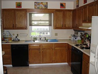 3rd image of 1402 Lincoln Ave