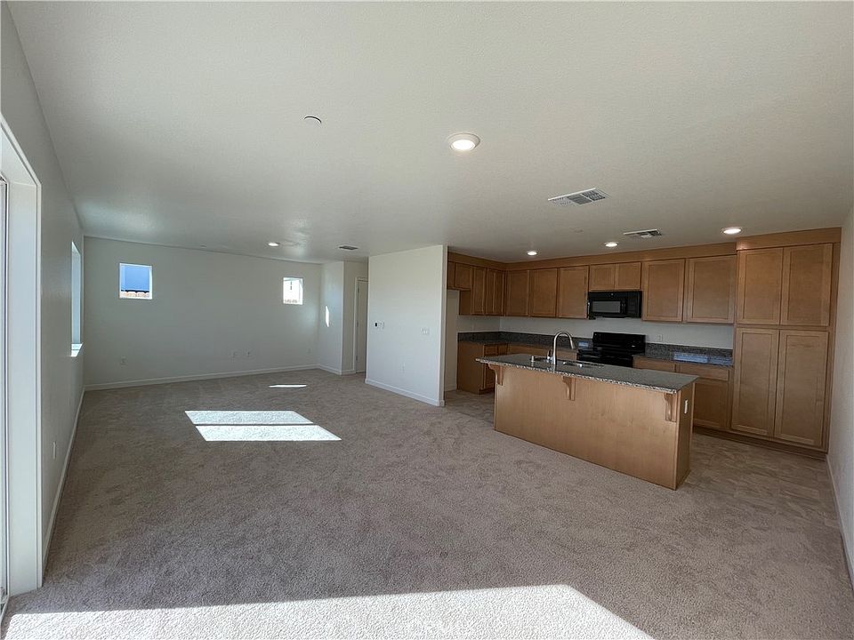 2nd image of 115 Long Trail Ln