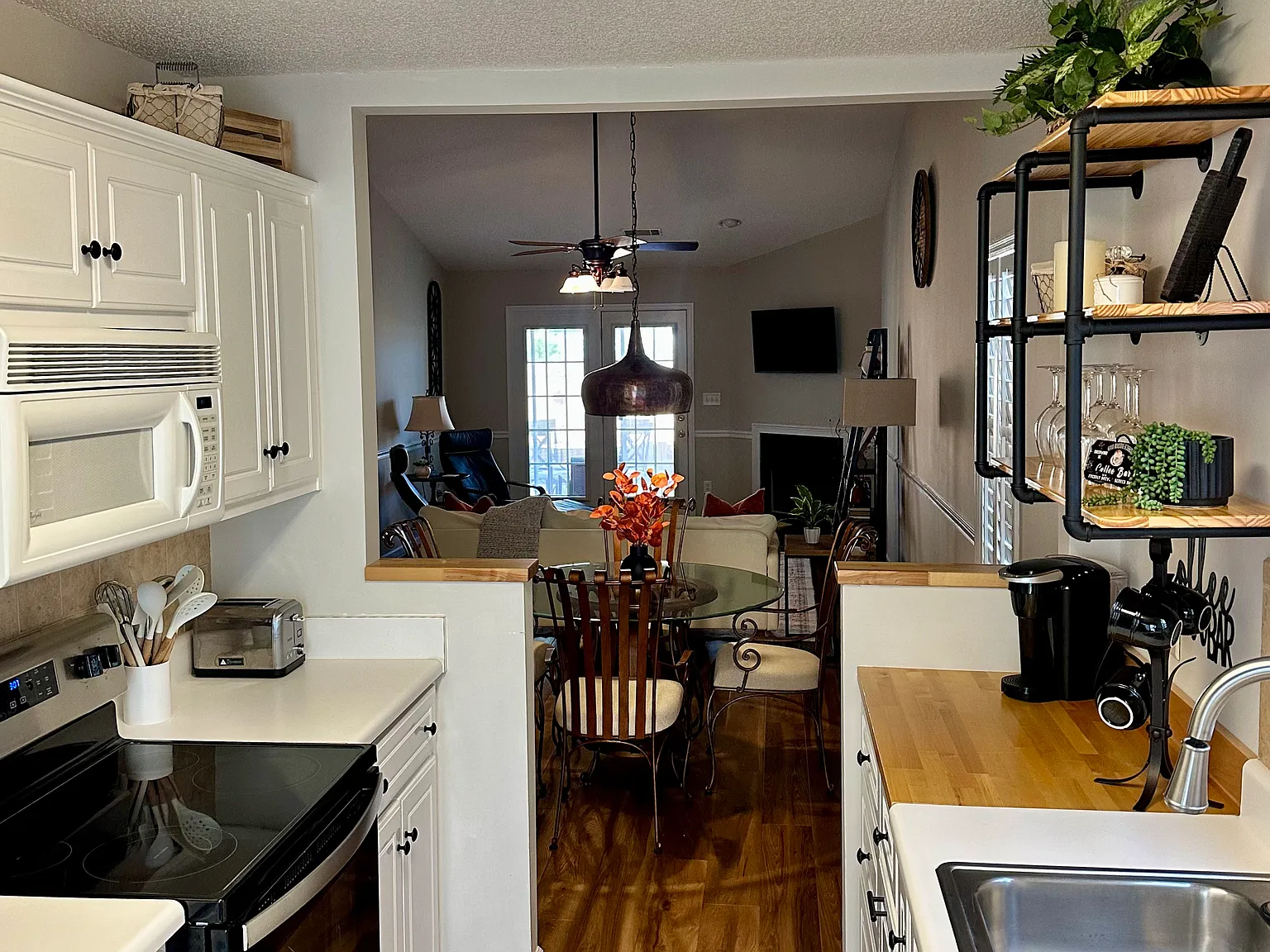 114 Leyland Ct — Photo 4