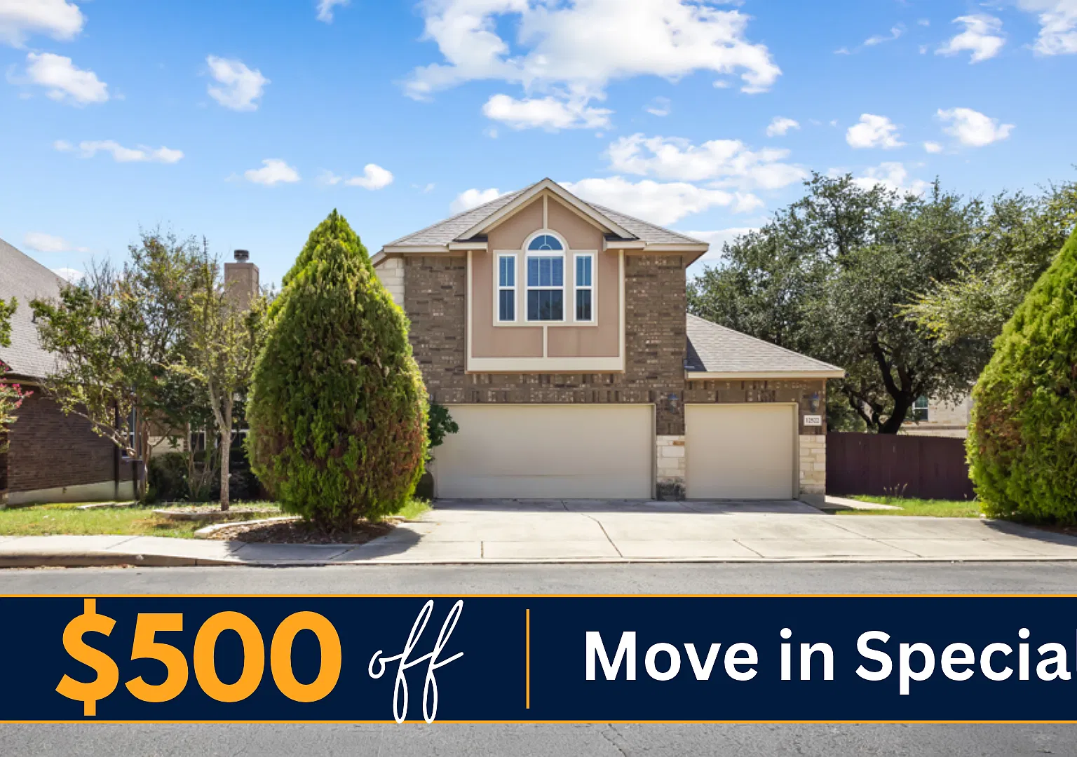 5 bedrooms, 3 bathrooms located in Alamo Ranch — Photo 1
