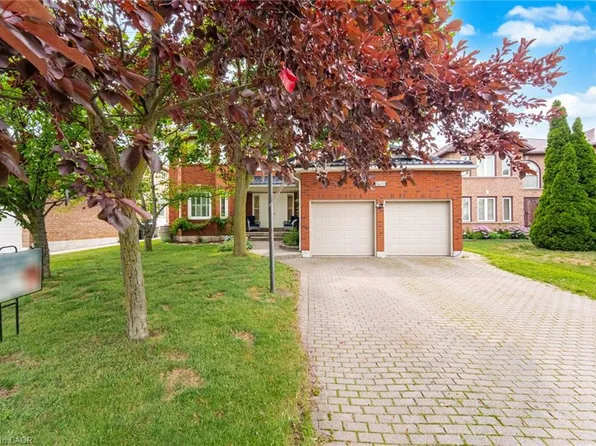 5640 Turney Dr, Mississauga, ON L5M 4Y9