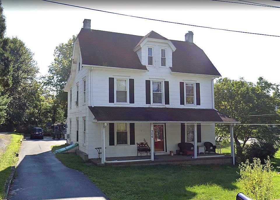 1st image of 306 N Middletown Rd