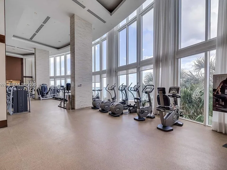 16001 Collins Ave #406 — Photo 22